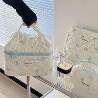 Makeup Bags in Cosmetic & Toiletry Bags