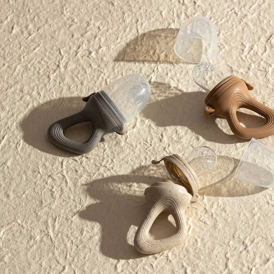 Baby Fruit Feeder Pacifier Silicone Mesh Nipple
