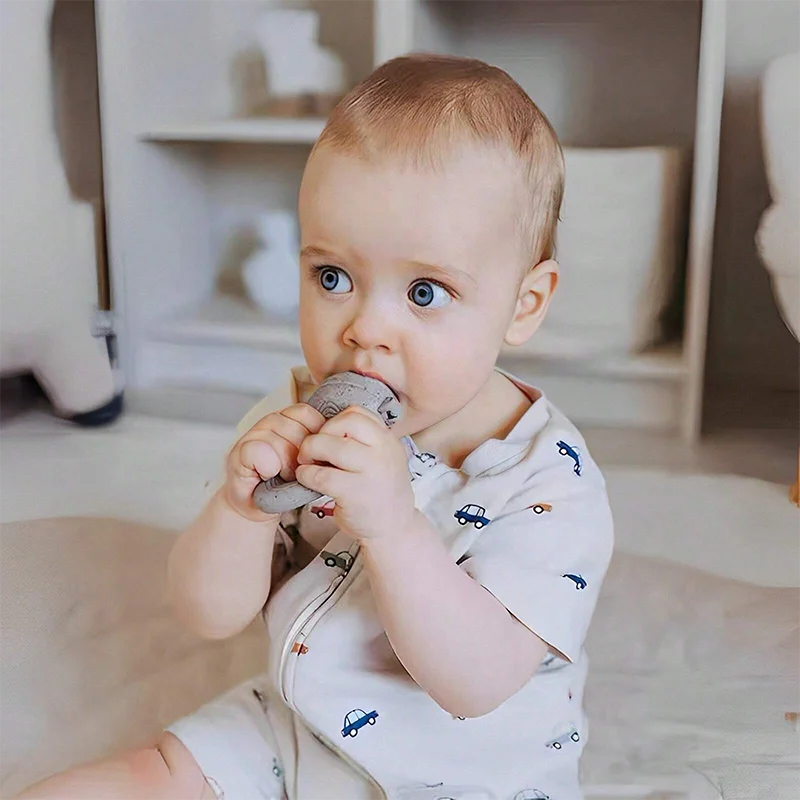Baby Fruit Feeder Pacifier Silicone Mesh Nipple