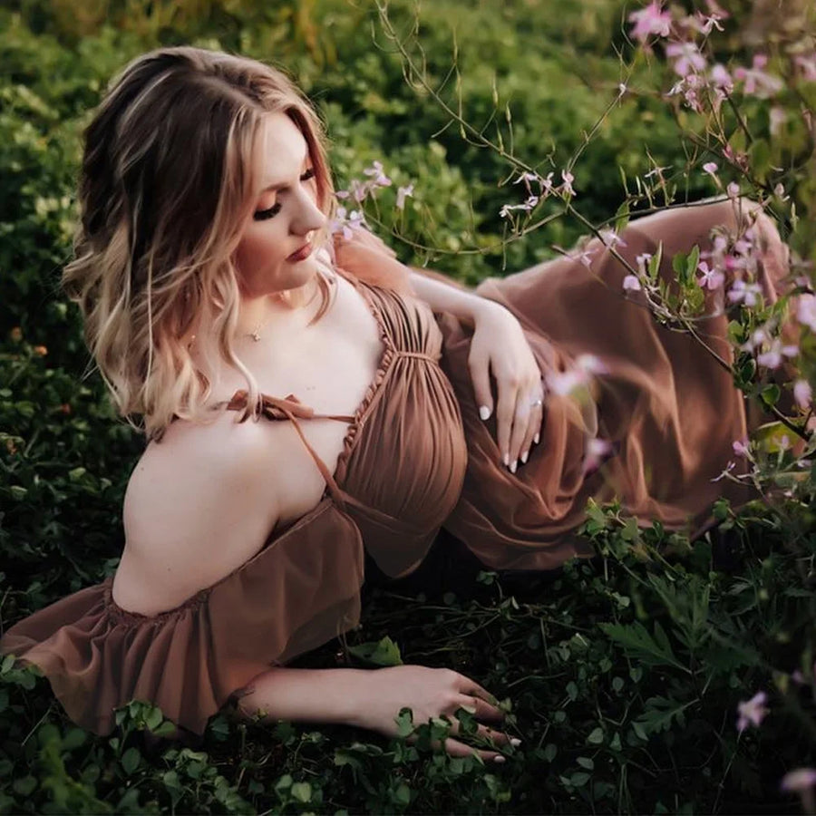 Elegant Chiffon Maternity Photoshoot Dress for Moms | Mama Pregnancy Photography Gown | Can Mama